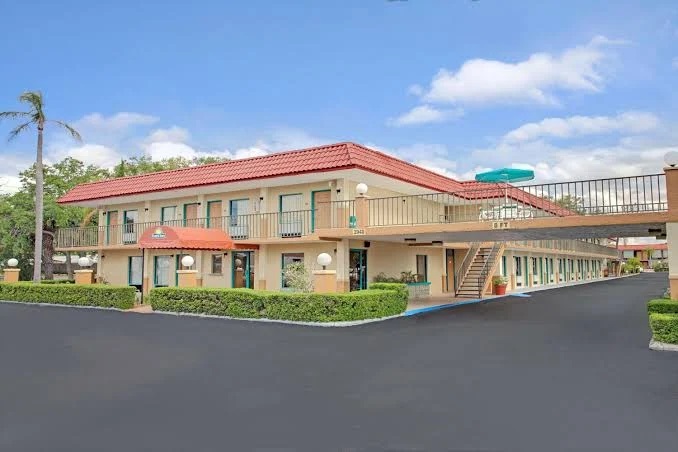 Days Inn by Wyndham Clearwater/Gulf to Bay
